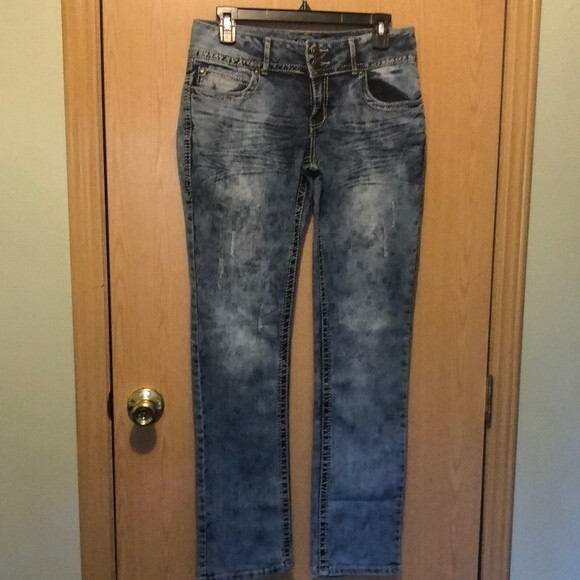 Rebel by right size 9 denim jeans NWOT - Picture 1 of 10